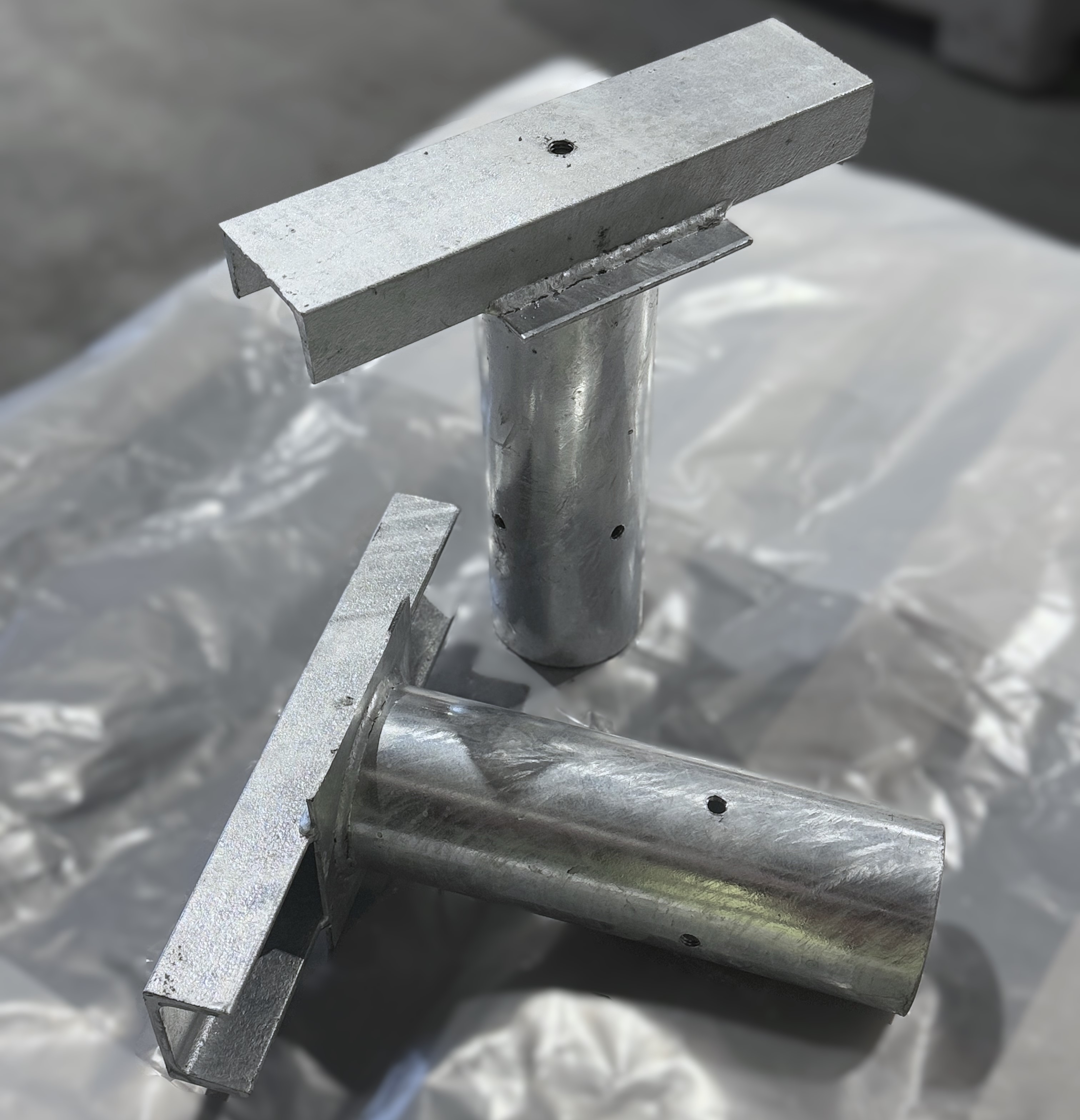 SINGLE FLOODLIGHT BRACKET 300MM (76PT)